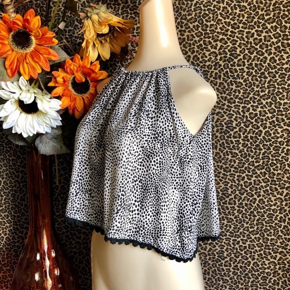 🦋B2G1🦋MIKA & GALA Cheetah Print Open Back Top 8 - Picture 4 of 9